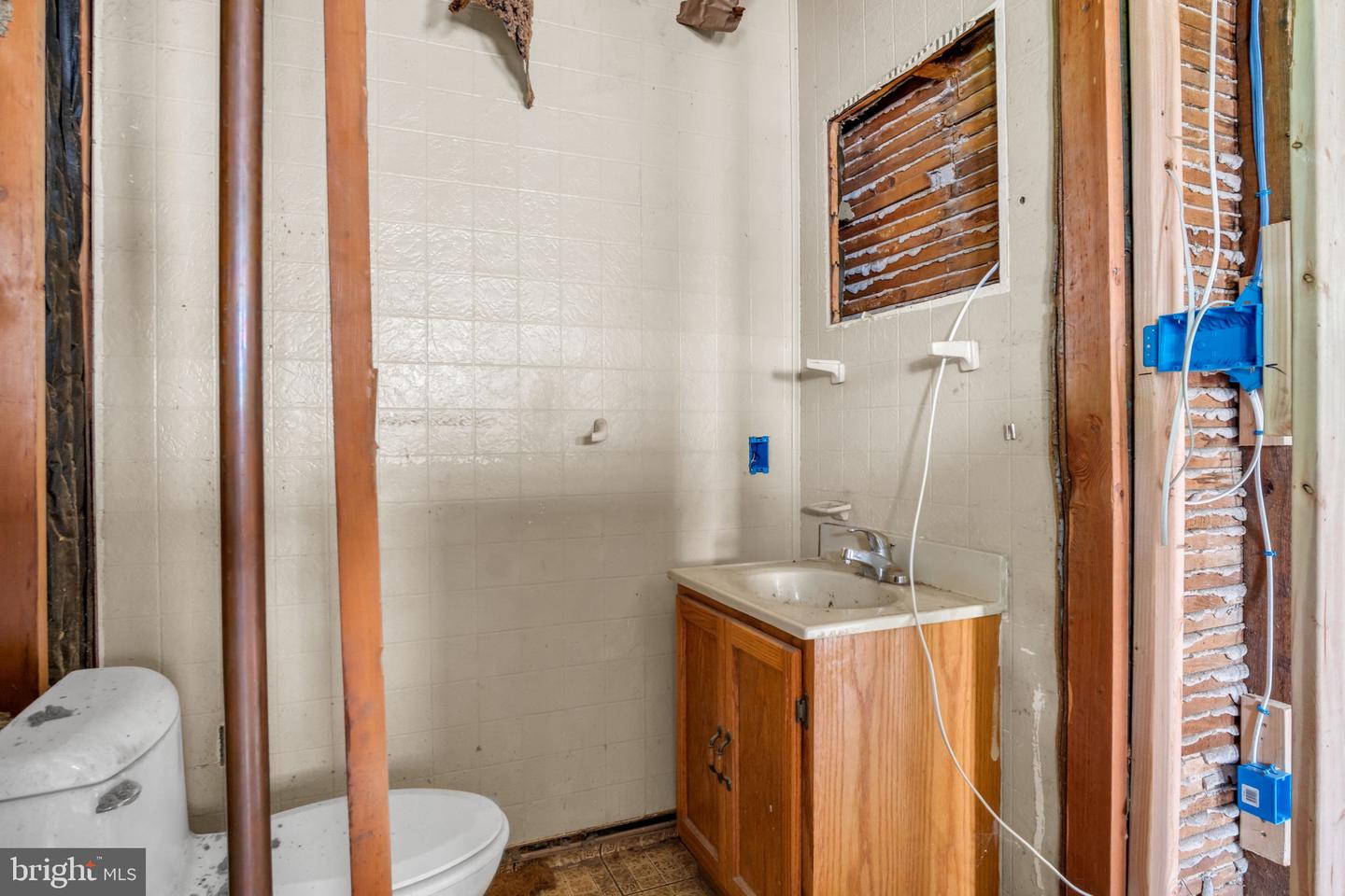 17 Penn St Property Photo 24
