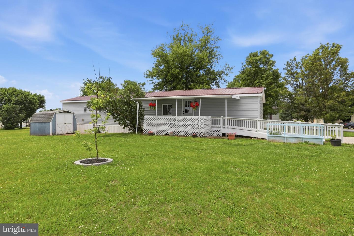 53 Sherill Dr Property Photo 2