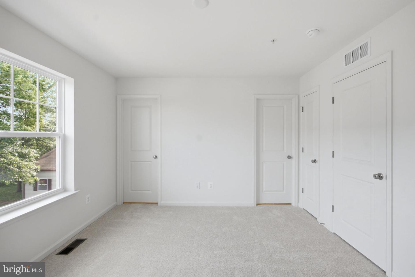 10 Magnolia Ct Property Photo 16