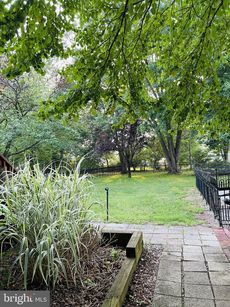 571 Hooker Dr Property Photo 23