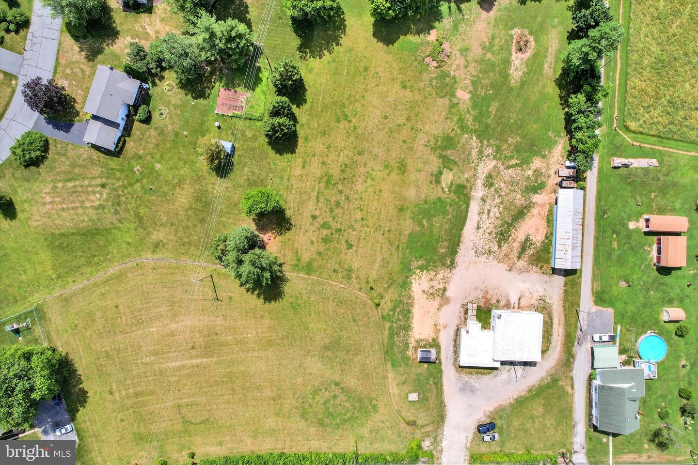 1090 Frederick Pike Property Photo 7