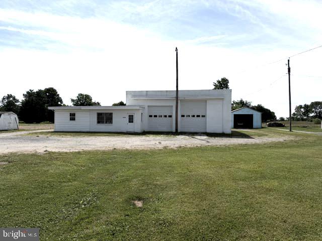 1090 Frederick Pike Property Photo 9