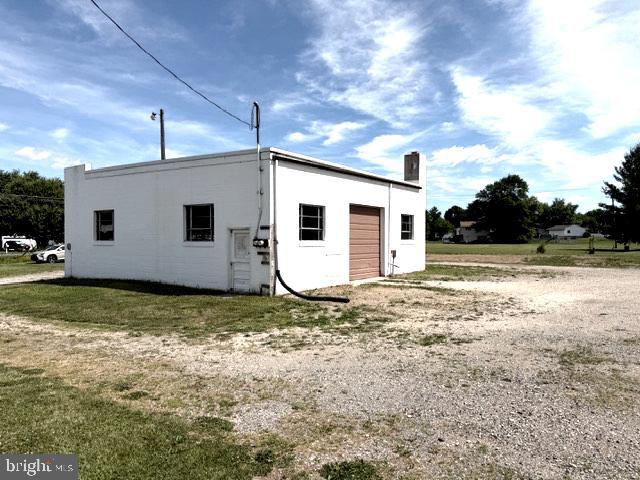 1090 Frederick Pike Property Photo 14