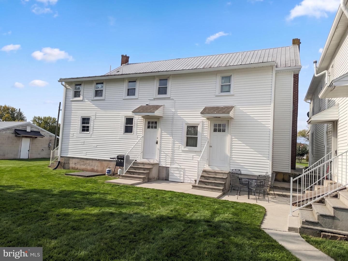 3754 Baltimore Property Photo 5