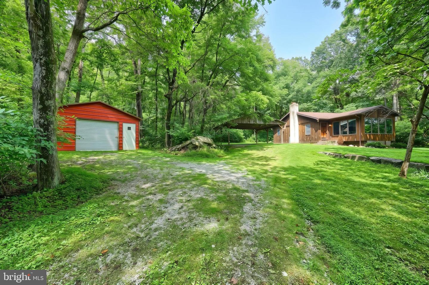 345 Moritz Rd Property Photo 2