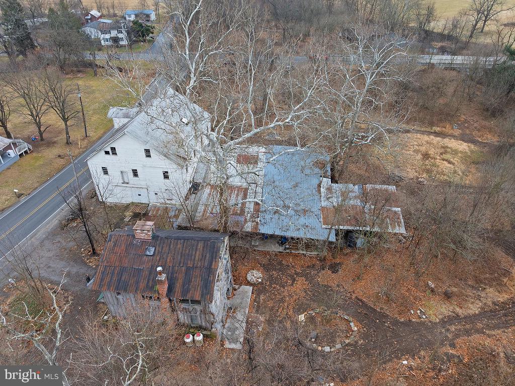 624 Center Mills Rd Property Photo 14