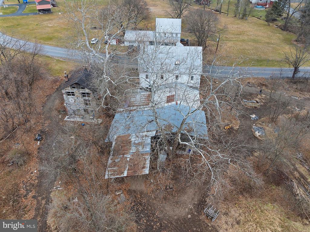 624 Center Mills Rd Property Photo 15