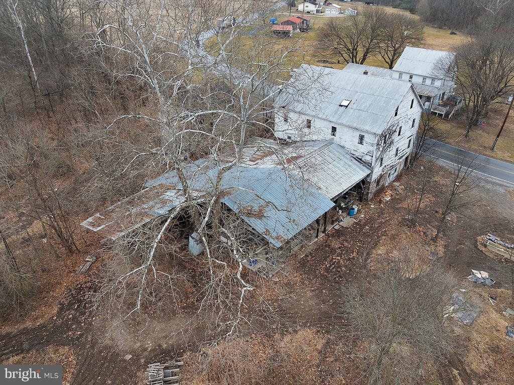624 Center Mills Rd Property Photo 16