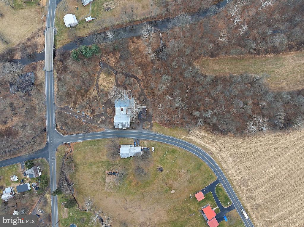 624 Center Mills Rd Property Photo 19