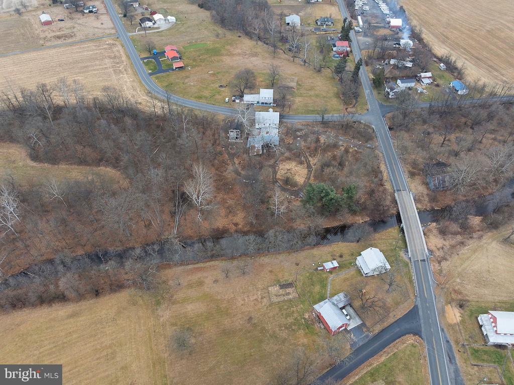 624 Center Mills Rd Property Photo 21