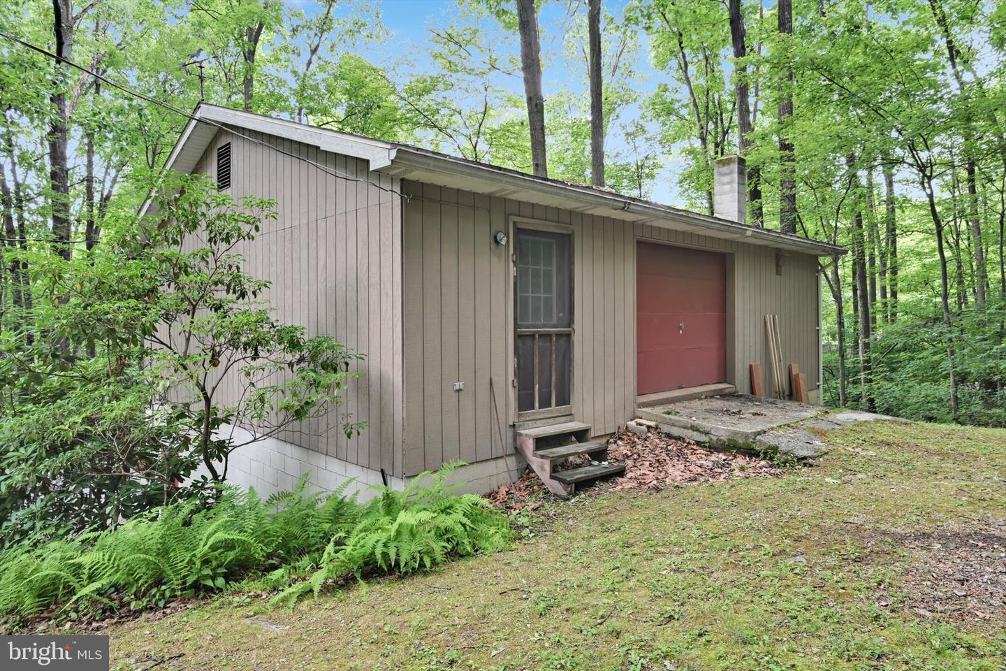 15 Ed Ave Property Photo 57