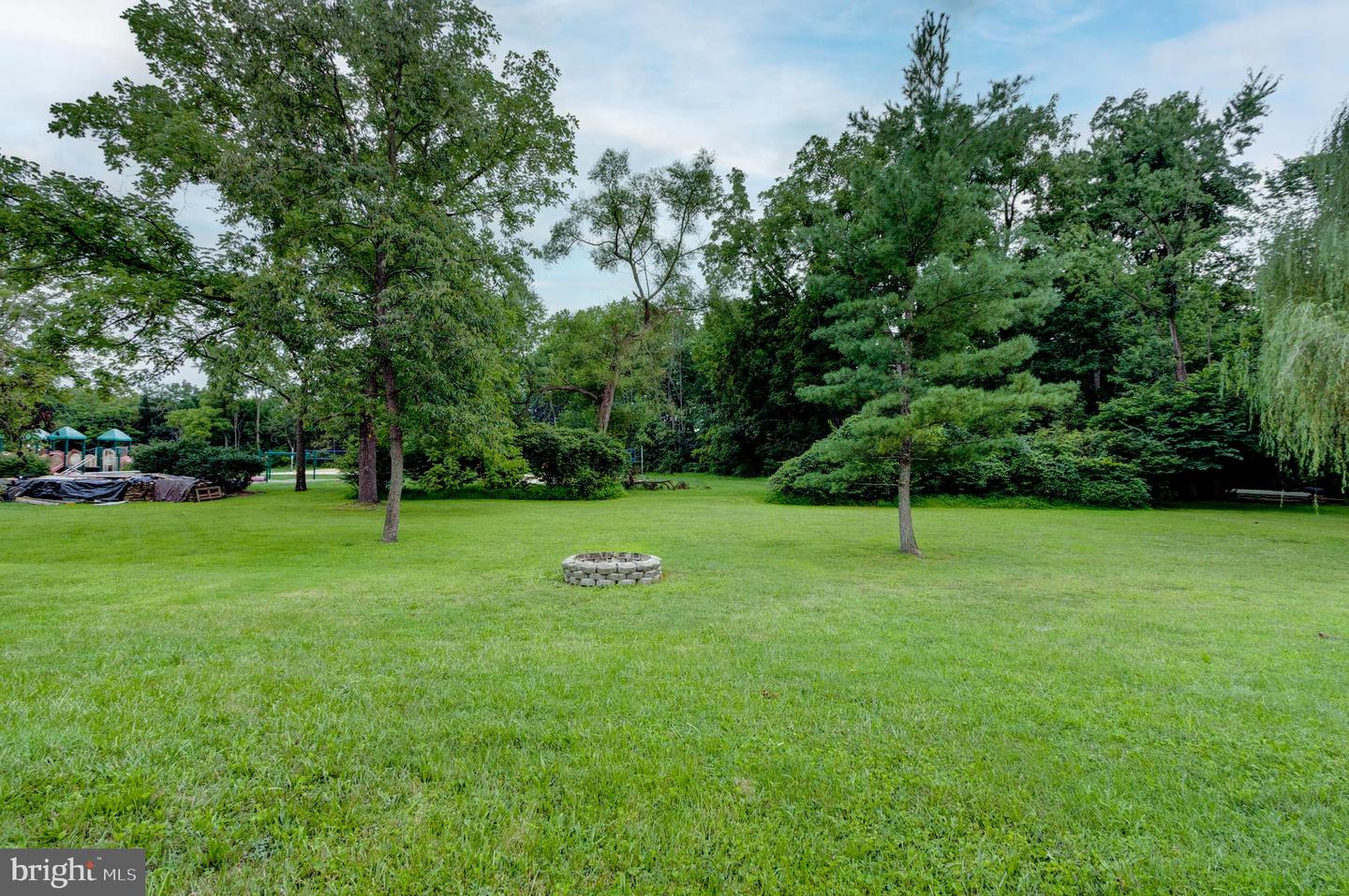 12 Longstreet Dr Property Photo 13