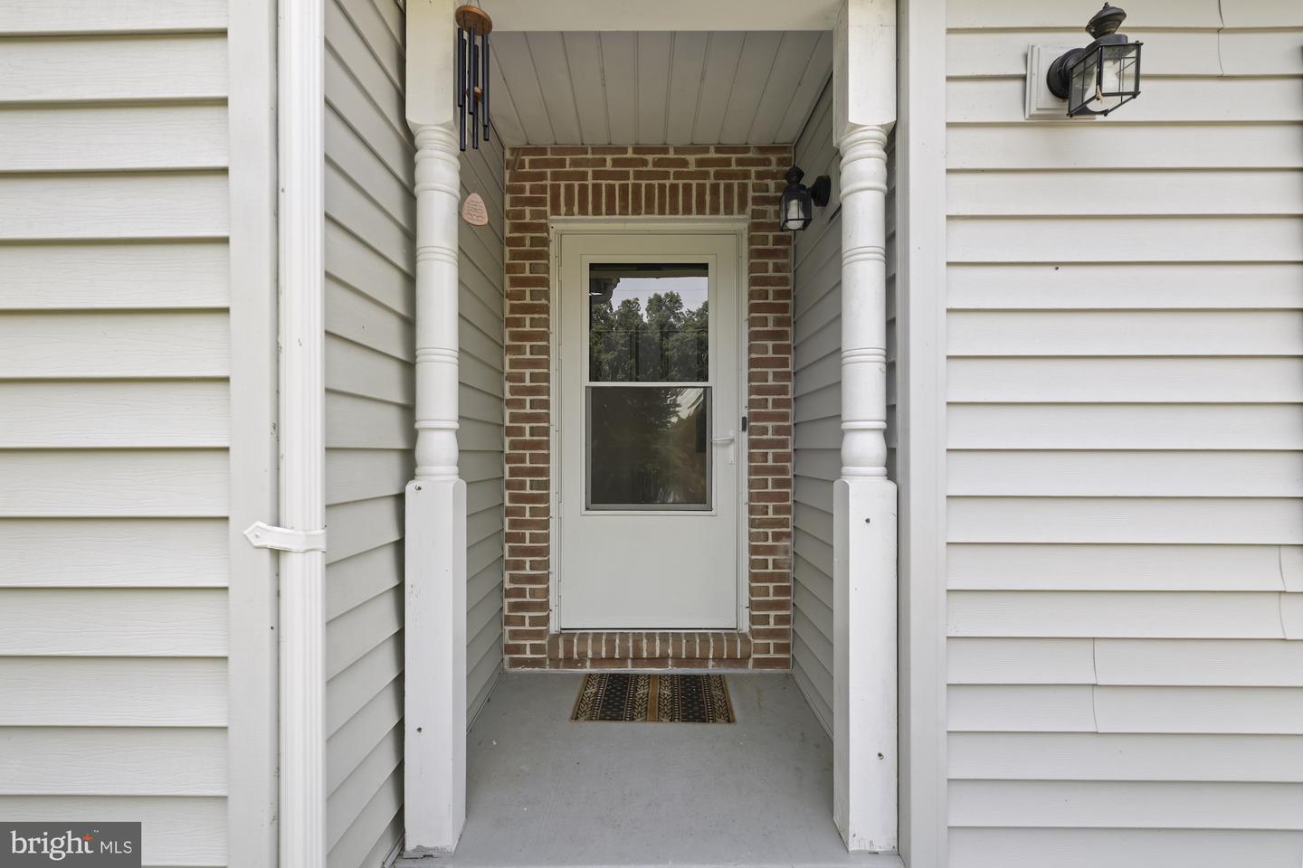 16 Halleck Dr Property Photo 14