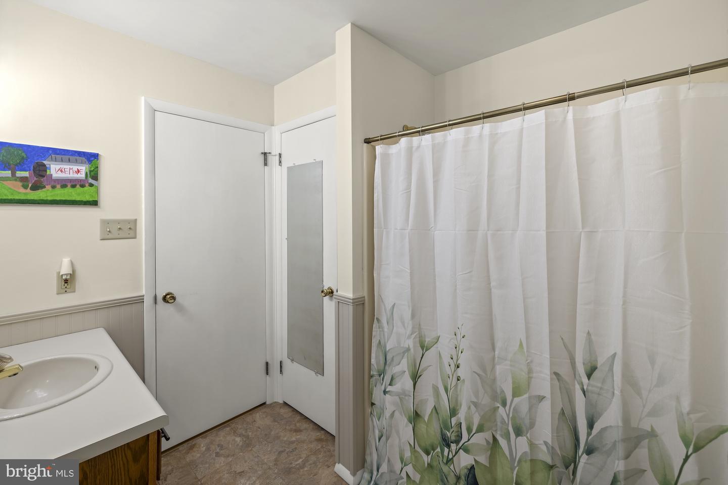 16 Halleck Dr Property Photo 30