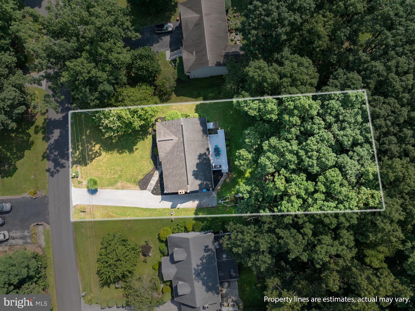 16 Halleck Dr Property Photo 50