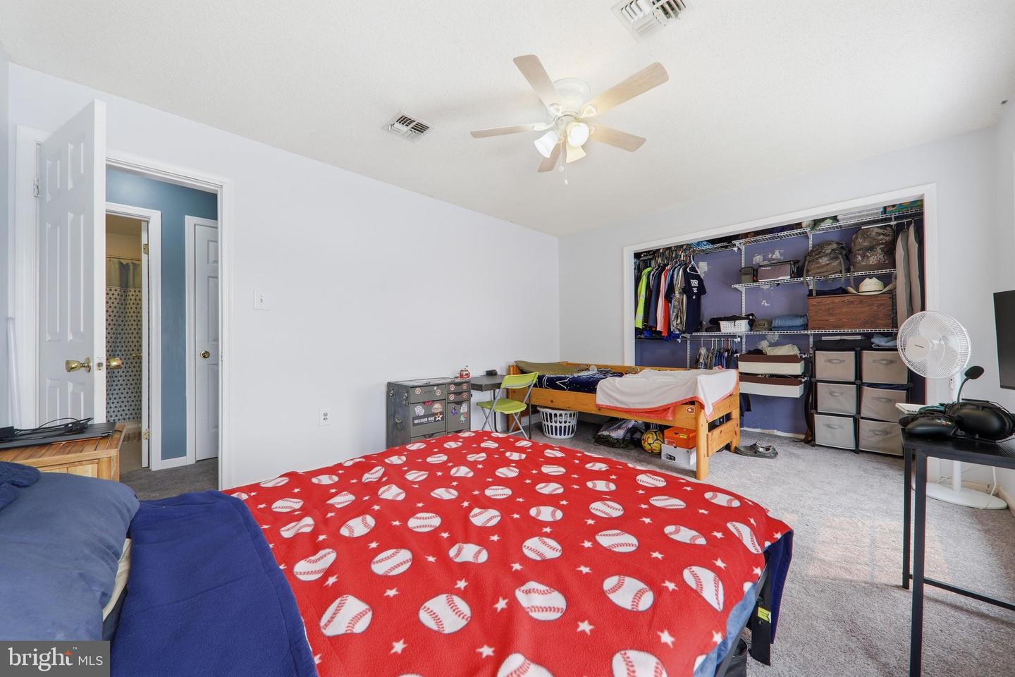 16 E Lakeview Dr Property Photo 23
