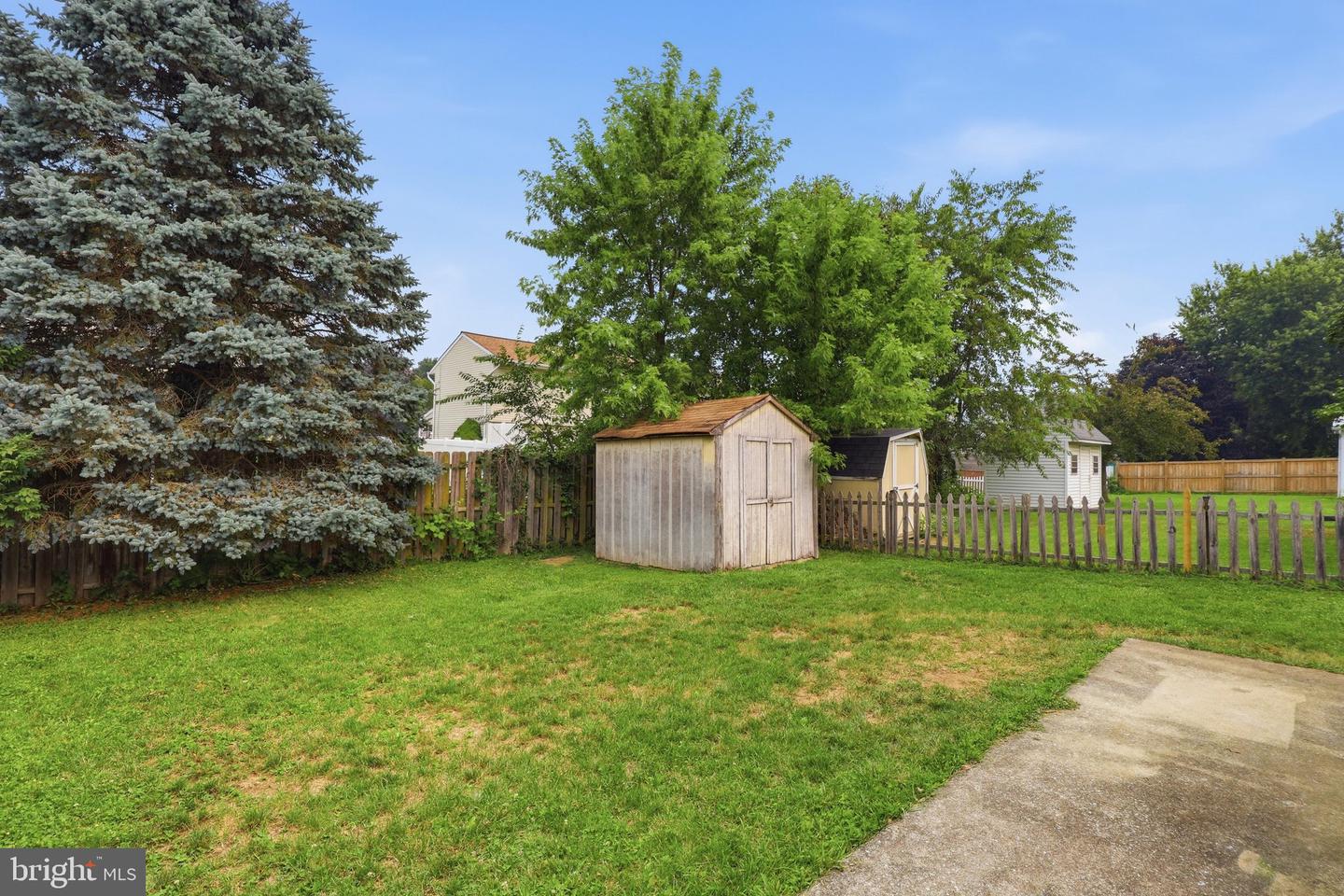 16 E Lakeview Dr Property Photo 36