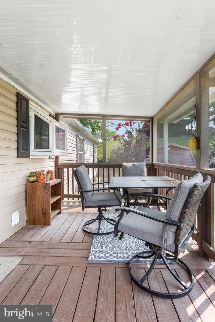 60 Broadwing Dr Property Photo 4