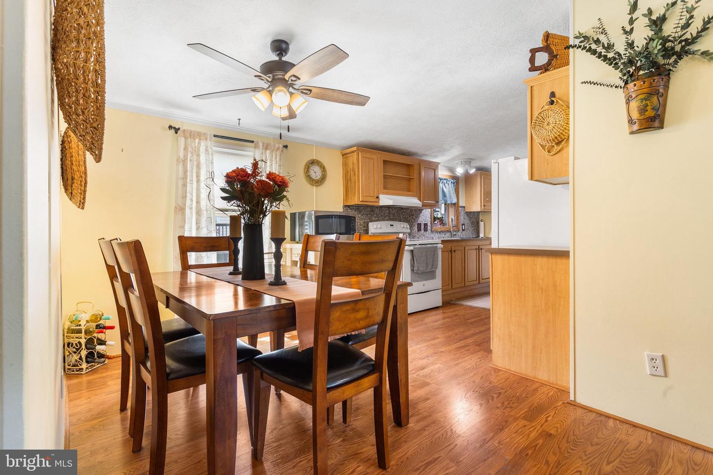 60 Broadwing Dr Property Photo 9