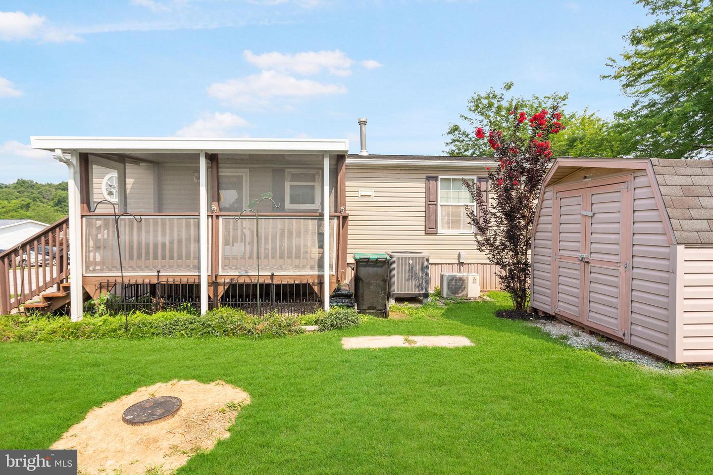 60 Broadwing Dr Property Photo 28