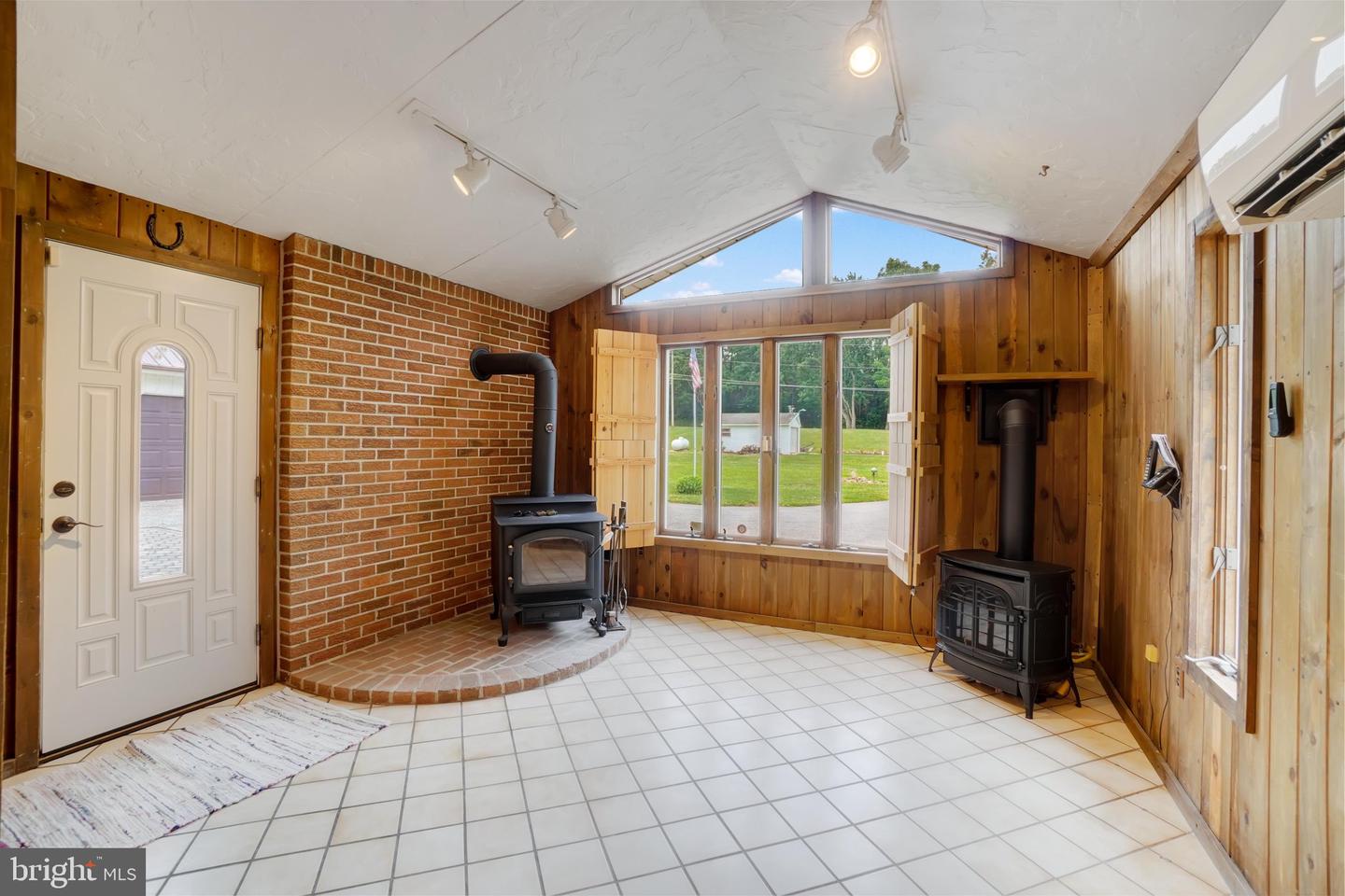 315 700 Rd Property Photo 12
