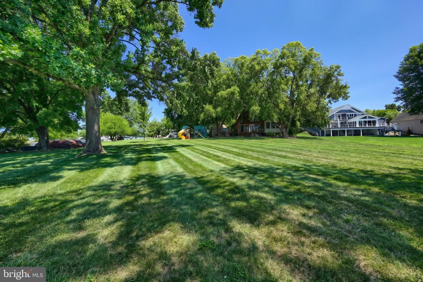 408 Lake Meade Dr Property Photo 17