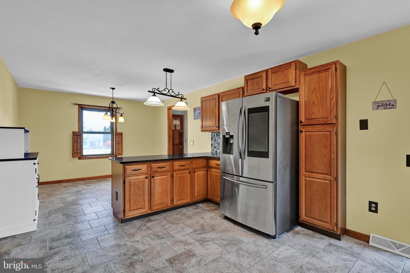 31 Seneca Dr Property Photo 13