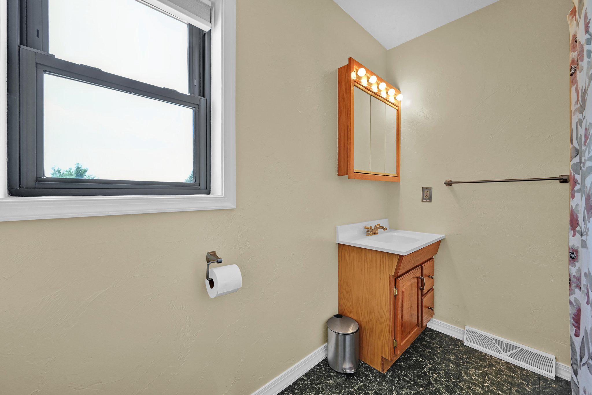 31 Seneca Dr Property Photo 19