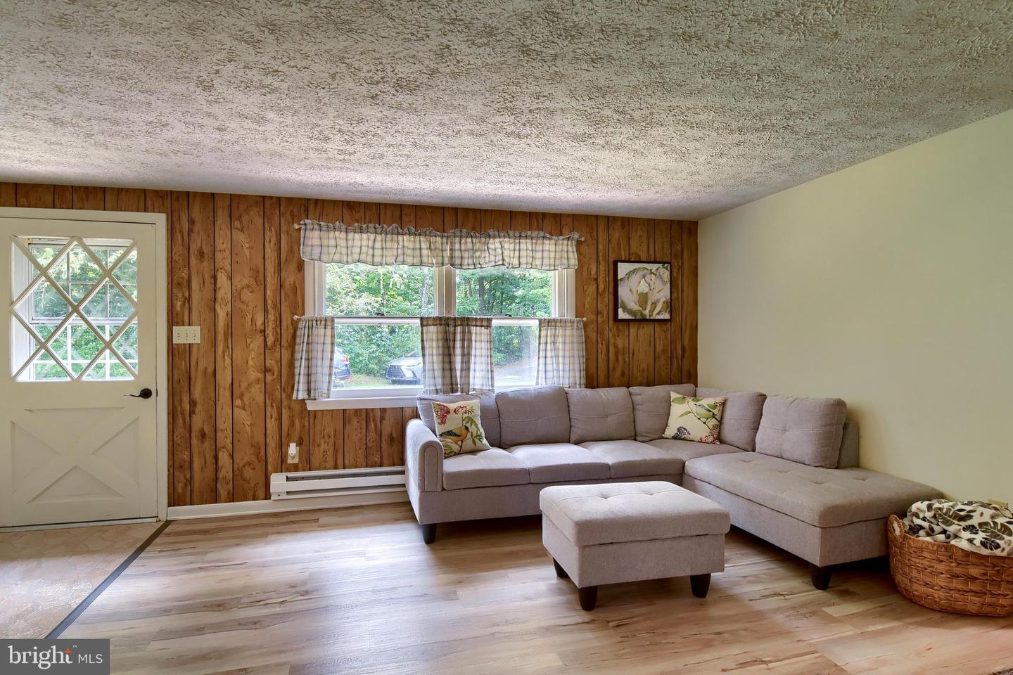 433 Plainview Rd Property Photo 5