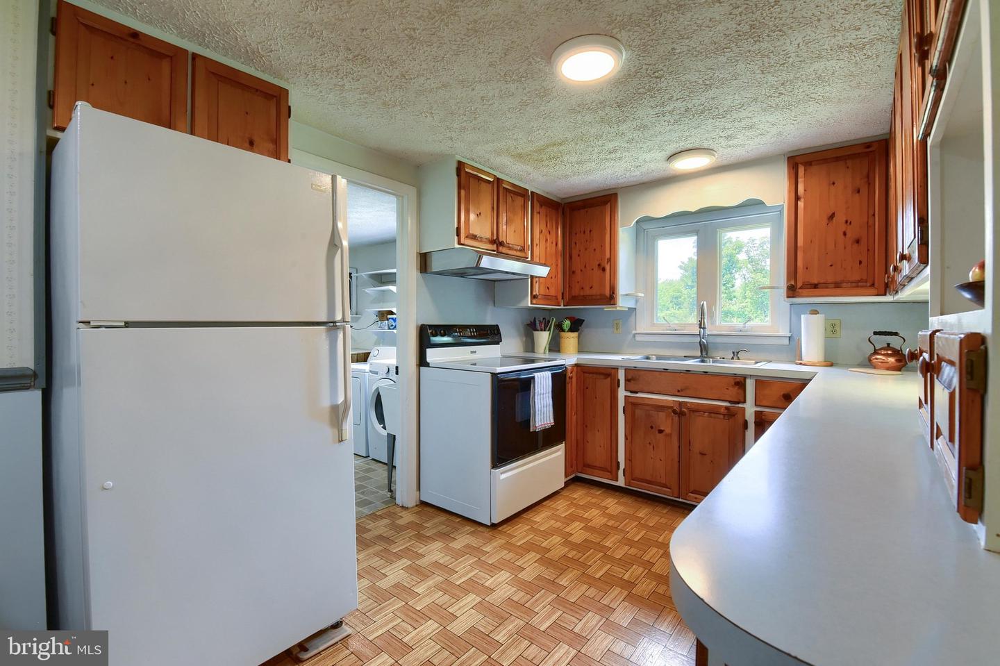 433 Plainview Rd Property Photo 8