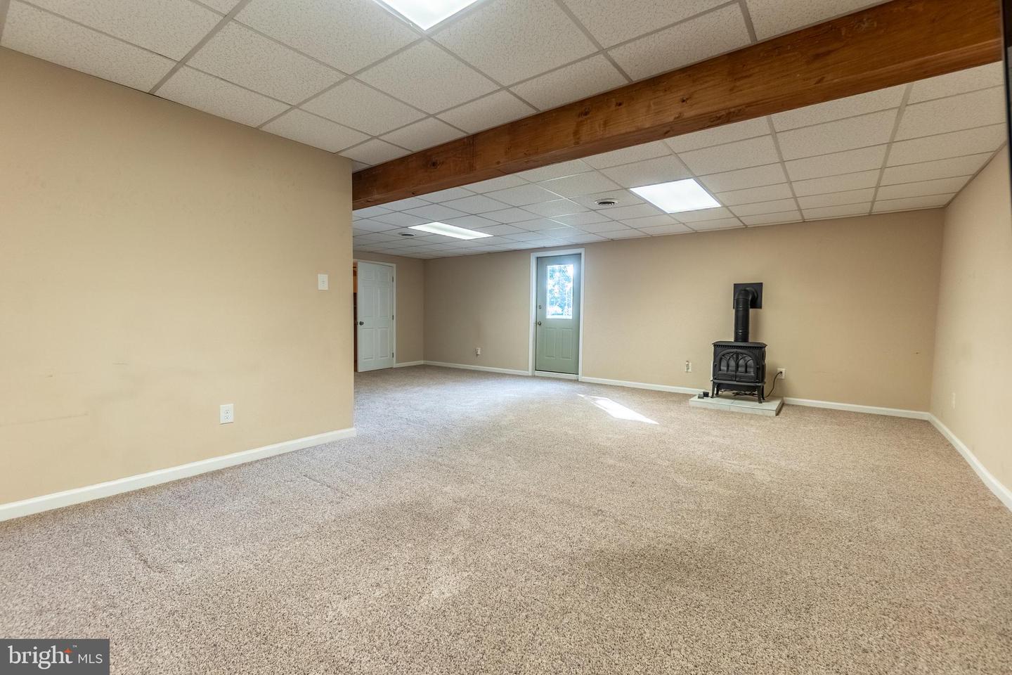 677 Poplar St Property Photo 15