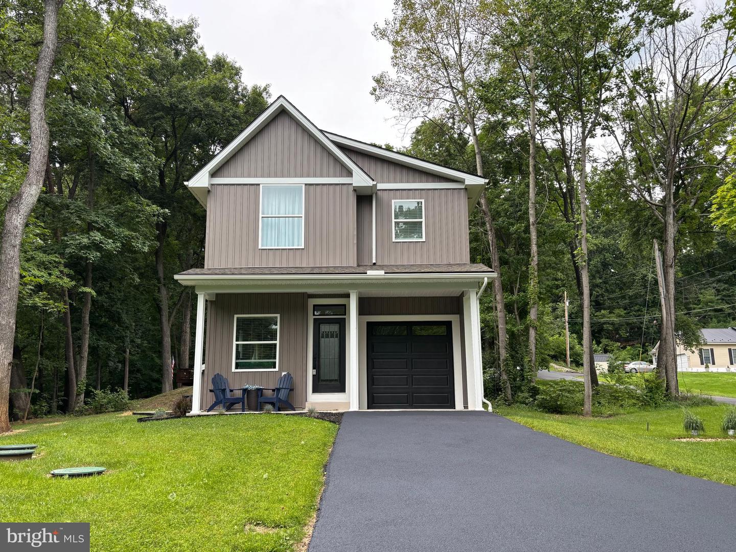 5 Lakeside Trl Property Photo 1