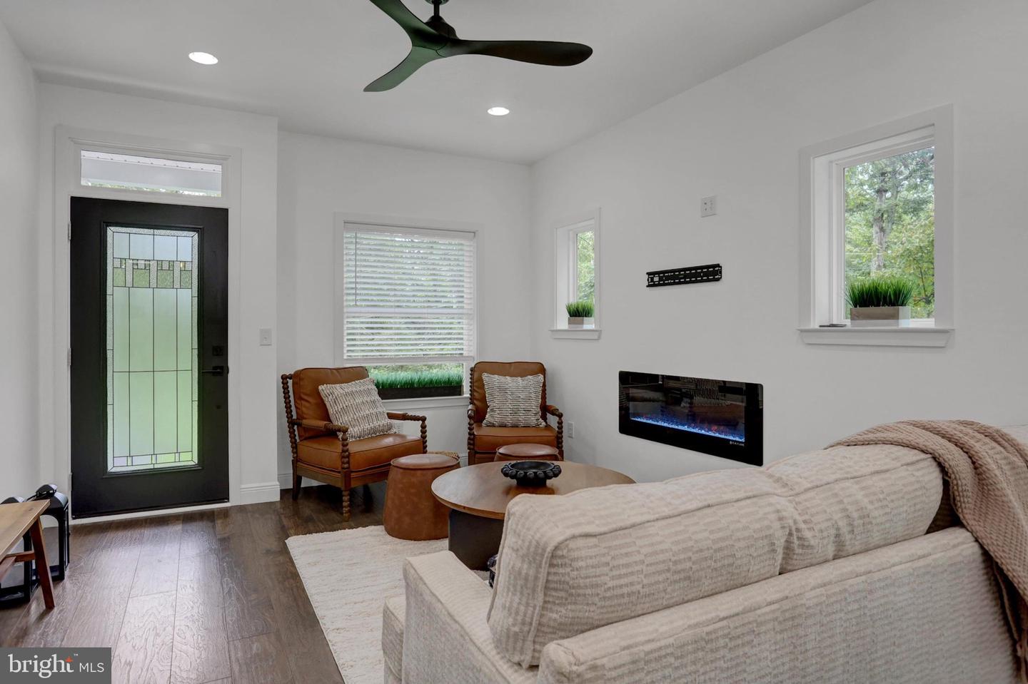 5 Lakeside Trl Property Photo 8