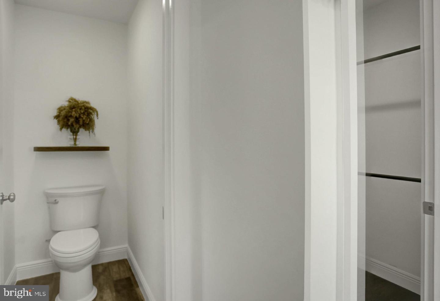 5 Lakeside Trl Property Photo 32