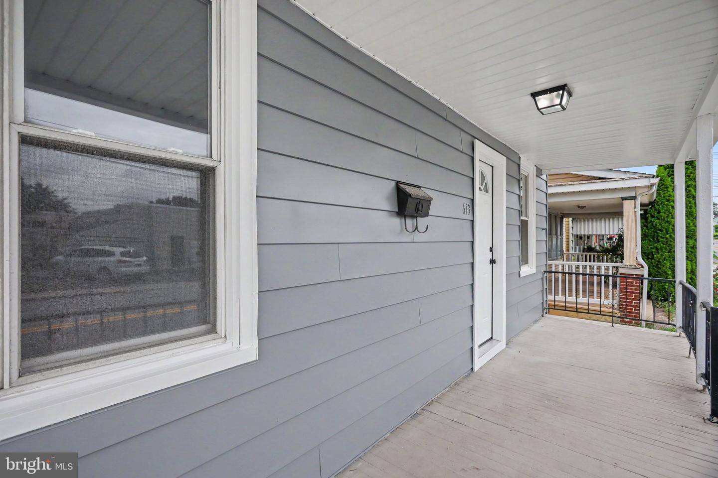 613 Third St Property Photo 15