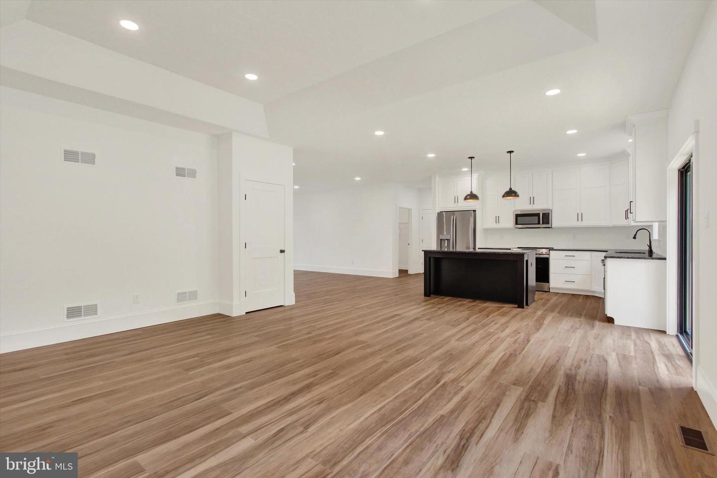 16 Flat Trl Property Photo 10