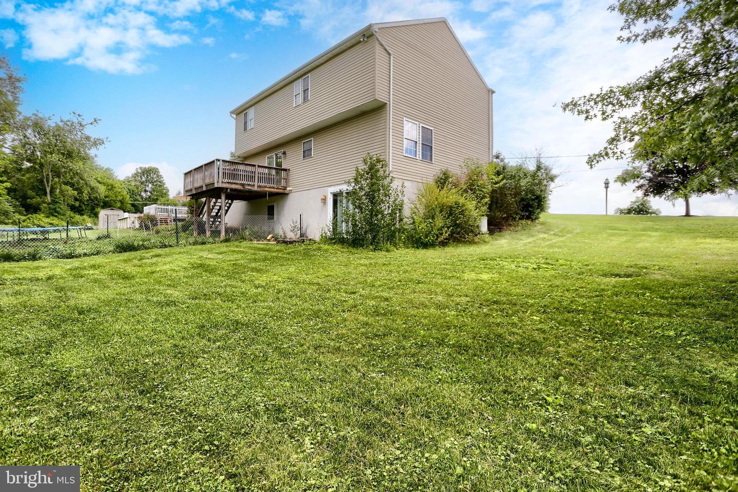 975 Yellow Hill Rd Property Photo 49