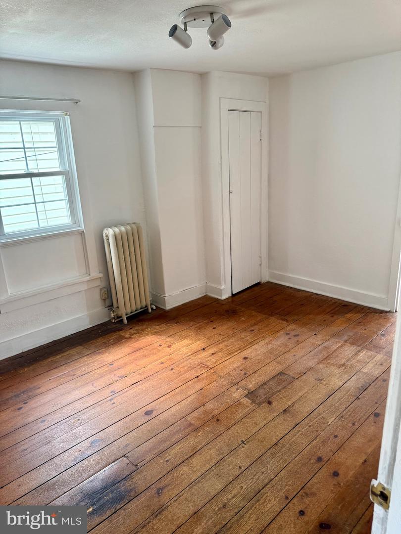 155 E Middle St Property Photo 20