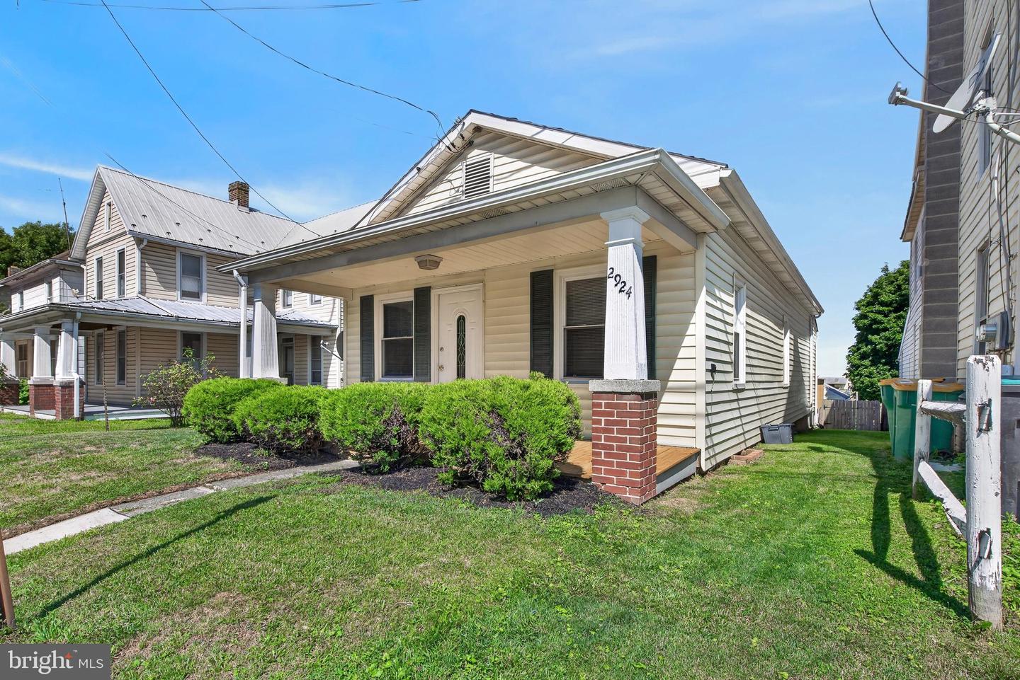 2924 Hanover Pike Property Photo 1