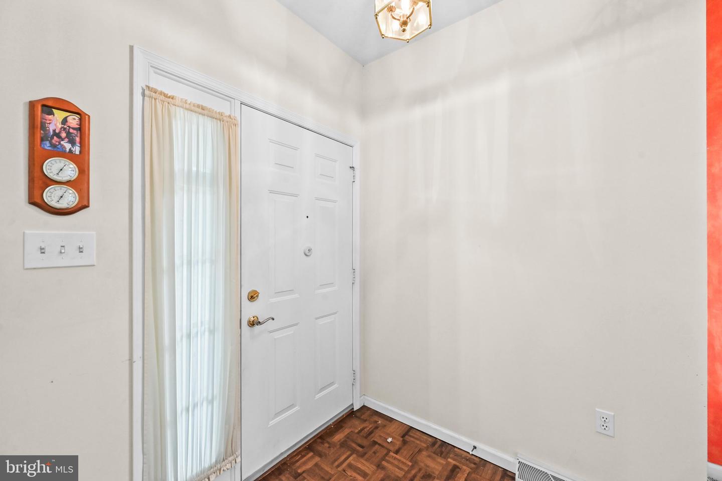 81 Hunters Trl Property Photo 5