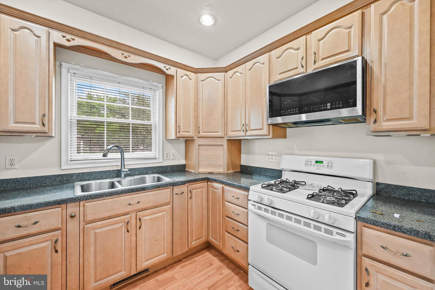 81 Hunters Trl Property Photo 13