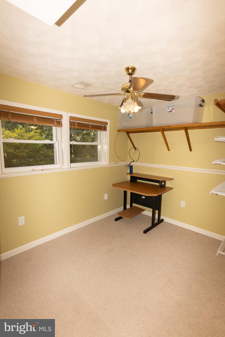933 Boyle Rd Property Photo 30