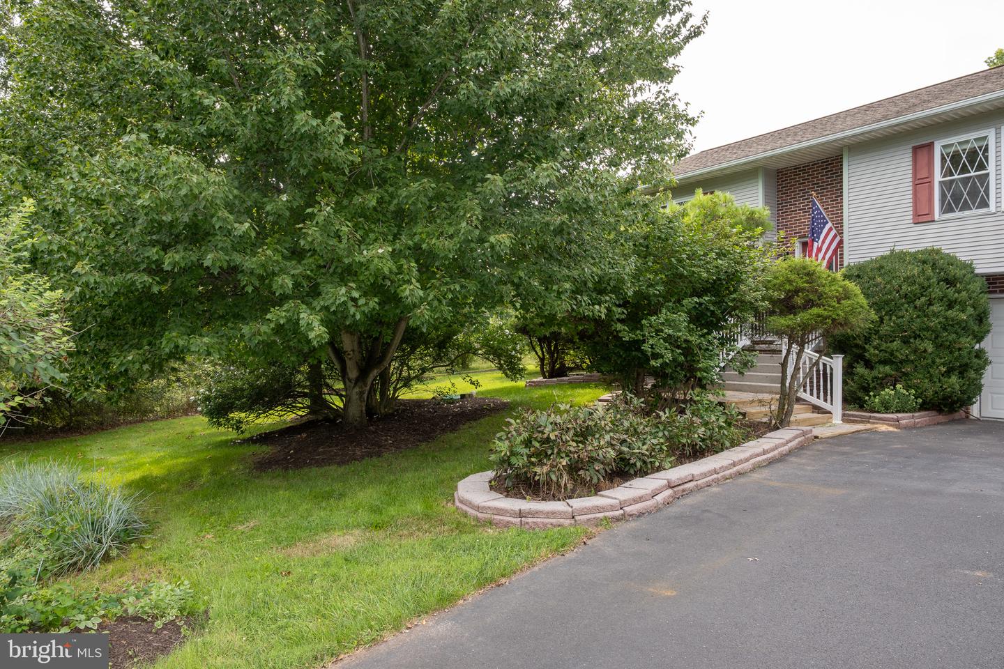933 Boyle Rd Property Photo 42