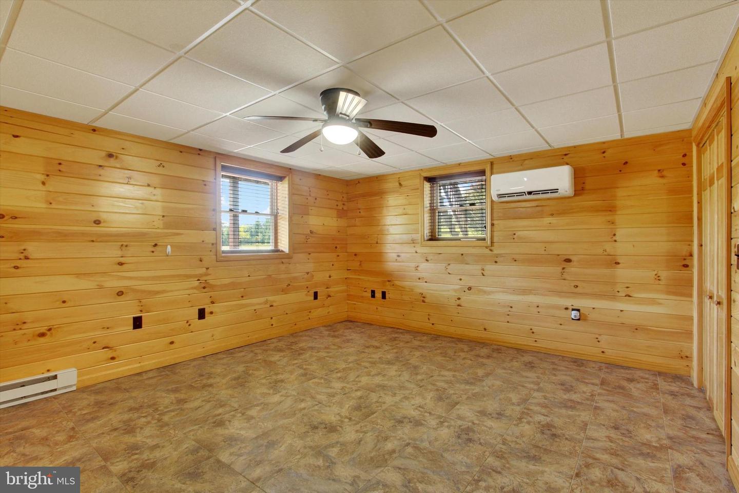 285 Orchard Ln Property Photo 36