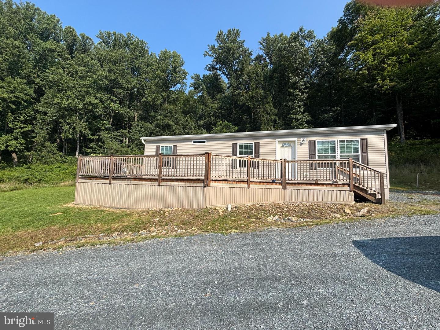 184 Tunnel Ln Property Photo 1