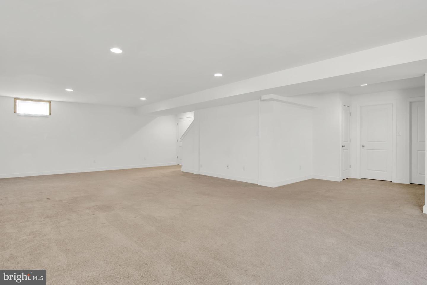 64 Cooper Ln Property Photo 36
