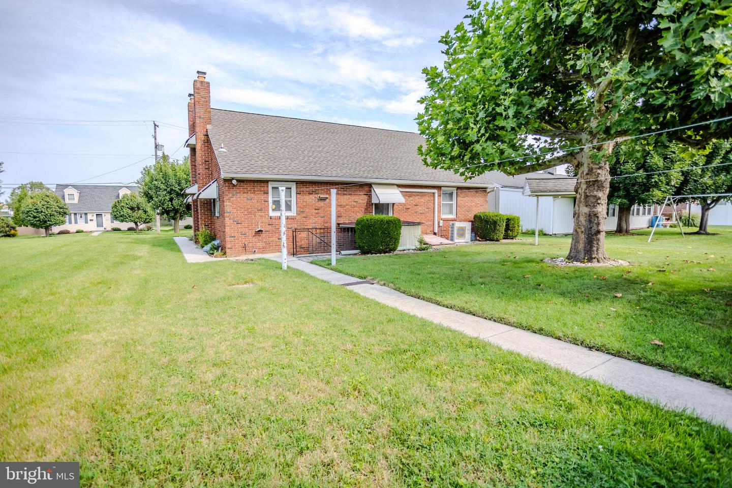 410 Delone Ave Property Photo 6