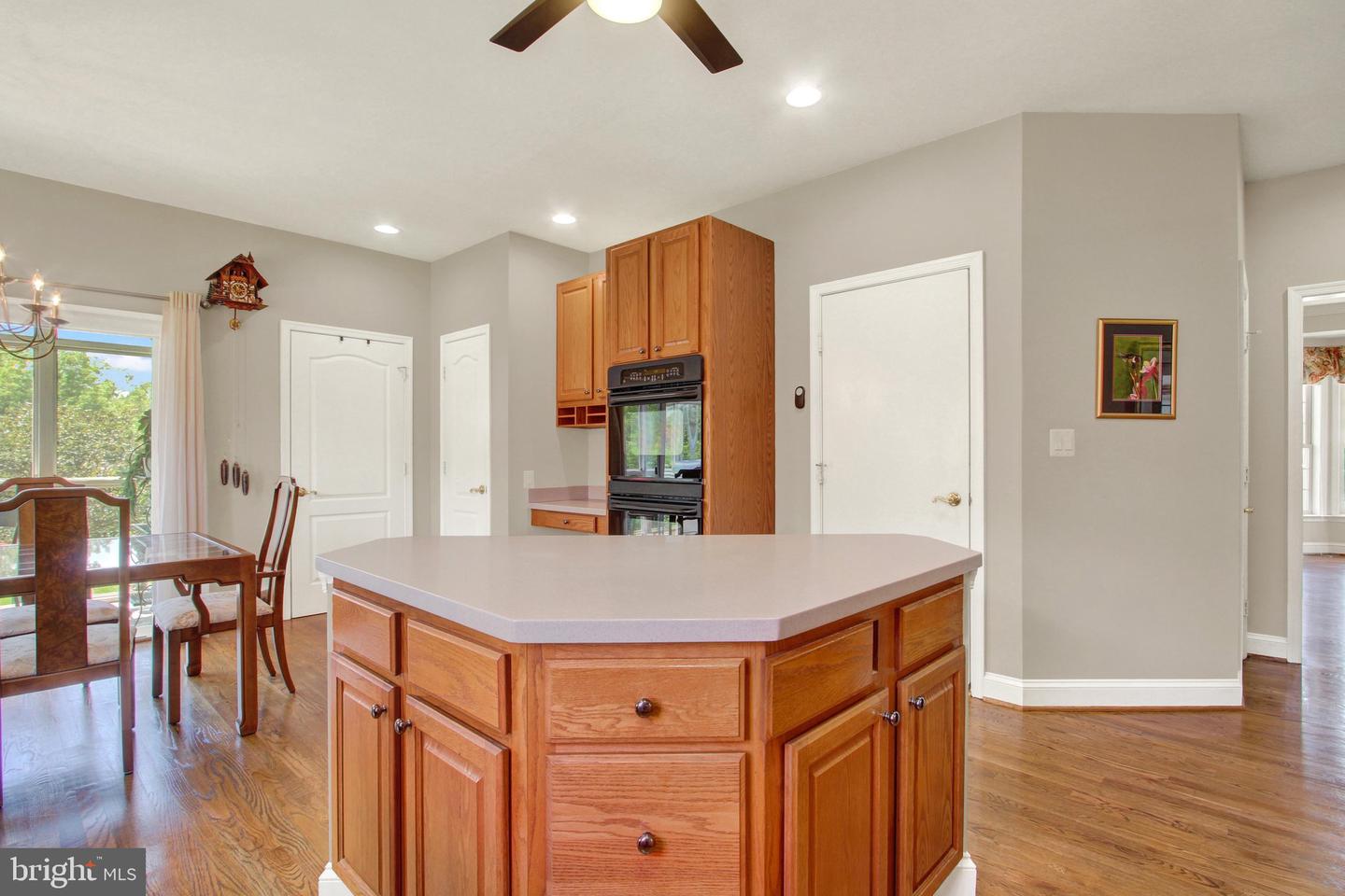 7 Laurel Hill Ct Property Photo 14