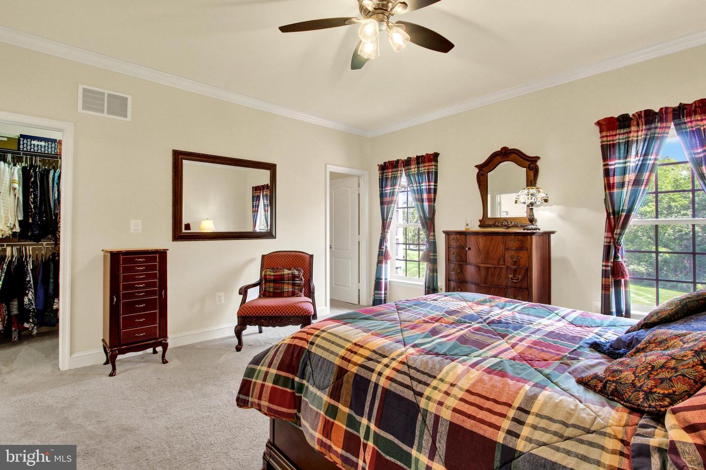 7 Laurel Hill Ct Property Photo 17