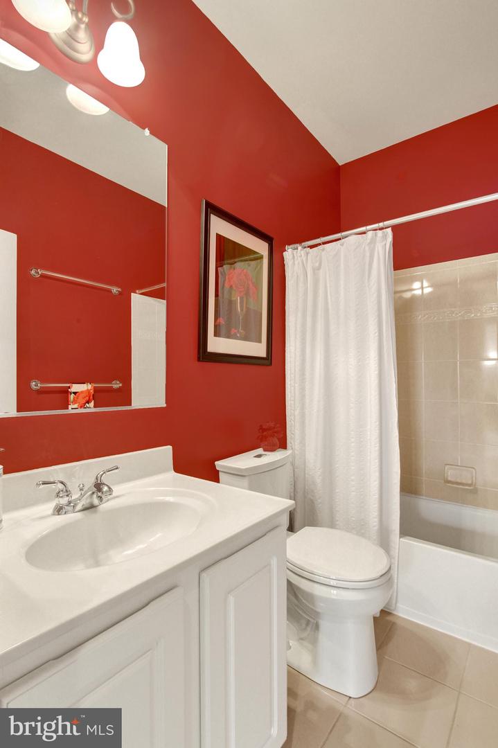 7 Laurel Hill Ct Property Photo 23